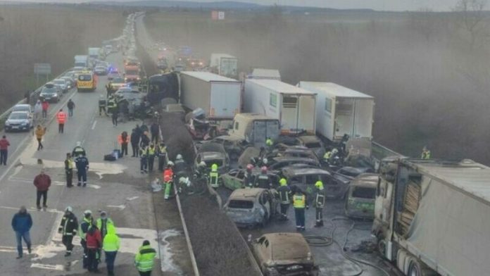 Familie din Ploiești implicată în accidentul din Ungaria MAE despre ploiestenii implicati in accidentul de pe M1