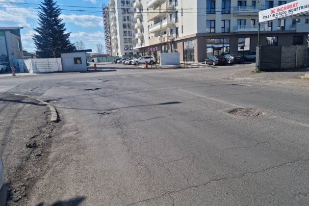strada cu gropi in Ploiesti