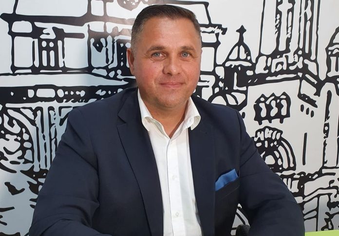 Primarul orașului Băicoi a castigat razboiul cu ANI