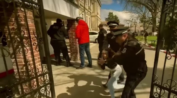 Sediu Poliția Locală Ploiești Scandal cu violență și ultraj la Poliția Locală Ploiești