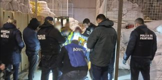 Perchezițiile au avut loc la un depozit în Prahova