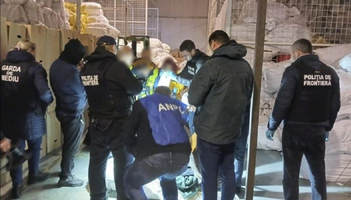 perchezitii depozit deseuri Perchezițiile au avut loc la un depozit în Prahova