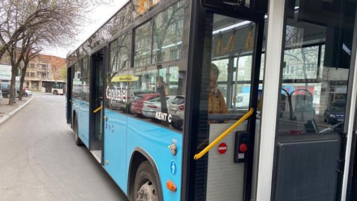 autobuz-accident-bucuresti autobuz 335 bucuresti