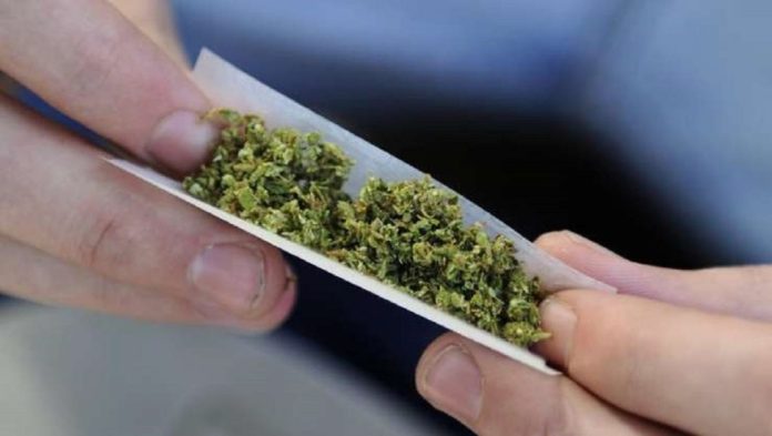 cannabis Consum de droguri in scolile din Prahova