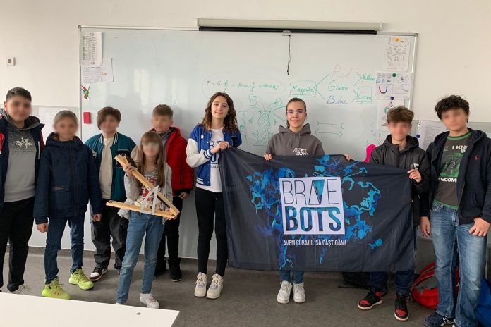 echipa robotica bravebots liceu mihai viteazul ploiesti echipa robotica bravebots liceu mihai viteazul ploiesti