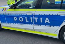 politia inscriptie masina