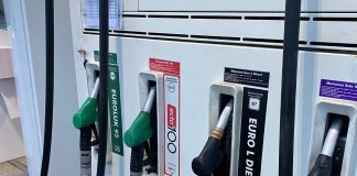 Prețurile carburanților în scădere