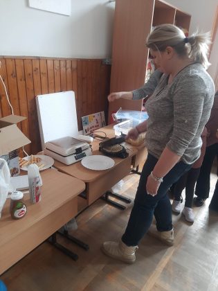 targ caritabil balta doamnei